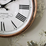 Duży okrągły miedziany zegar ścienny